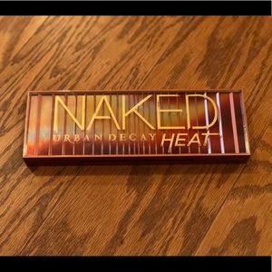 Urban Decay Naked Heat Palette 🔥